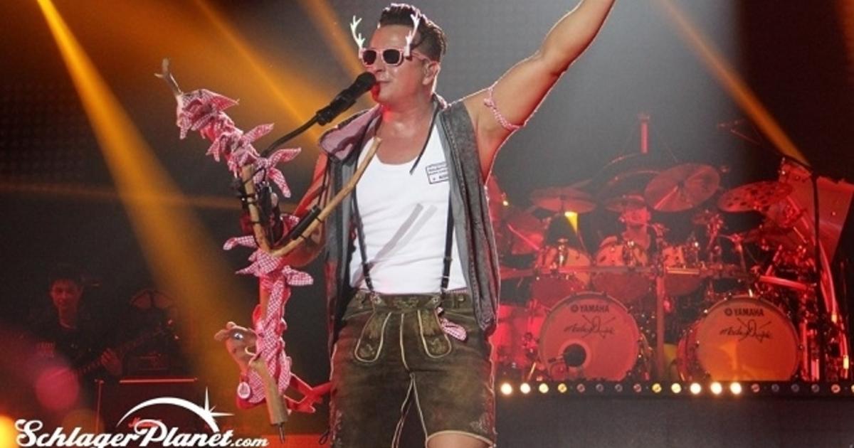 Andreas Gabalier Und Band Live In Der Olympiahalle M Nchen