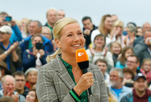 andrea-kiewel-fernsehgarten-2020.jpg