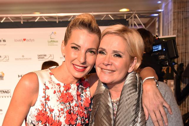 Giulia Siegel und Claudia Effenberg , 2015